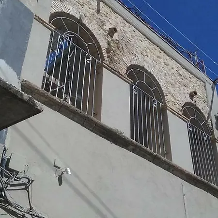 Eden Crotone